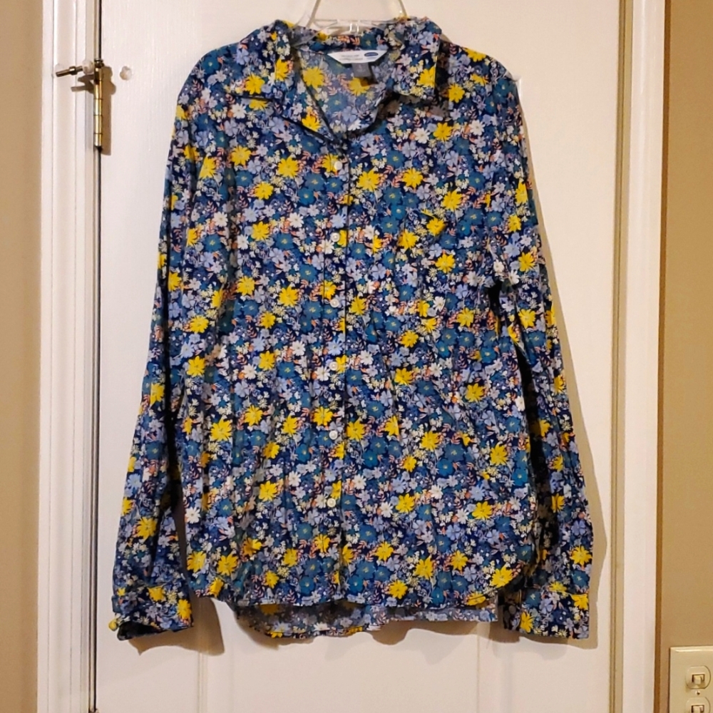 Old Navy floral button down shirt